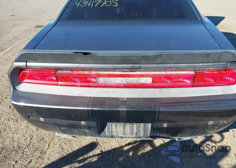 2014 Dodge Challenger Sxt Plus z USA, uszkodzony, nr VIN 2C3CDYAG3EH160733